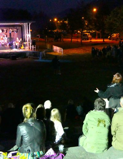 Orchestre UFO depuis plus de 40 ans : angele pendant le bal dornans 4